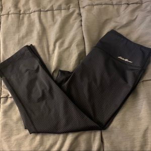 Eddie Bauer Cropped Athletic Workout Leggings